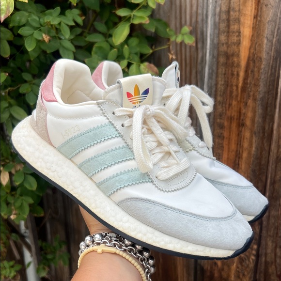 Adidas Iniki Pride.Multi color B41984. Size 6.5 - Picture 1 of 17